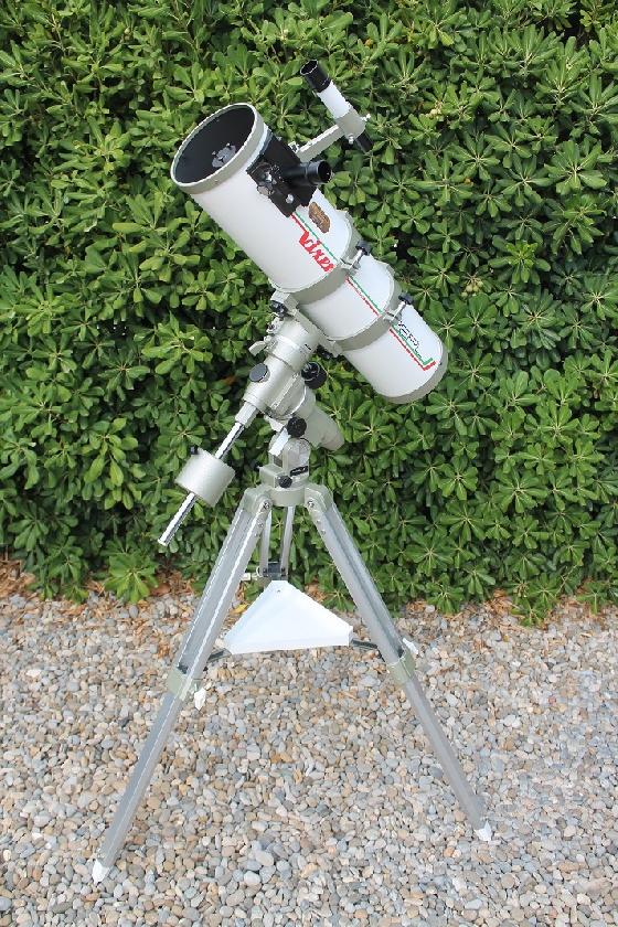 Télescope Perl-Vixen 150/750