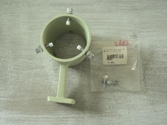 Vend support TAKAHASHI  pour chercheur 7X50 TAKAHASHI.