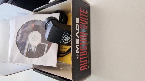Téléscope Schmidt-Cassegrain GoTo Meade LX90 8" + accessoires
