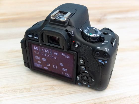 Canon EOS 600d refiltré ASTRODON + grip