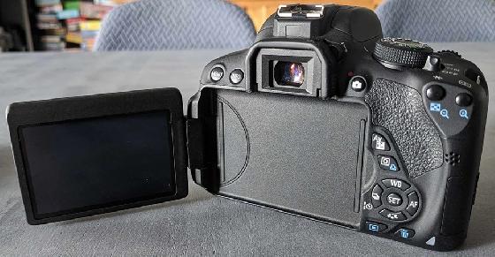 Canon 700D défiltré refiltré IRPHOTOMAX + accessoires