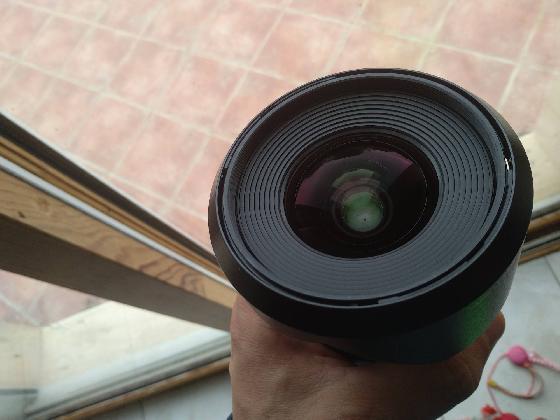 Objectif 20mm f/1.8 Monture Sony FE