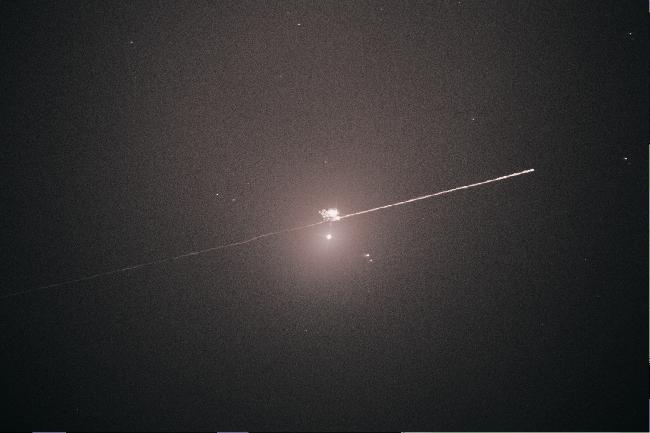 bolide devant Capella