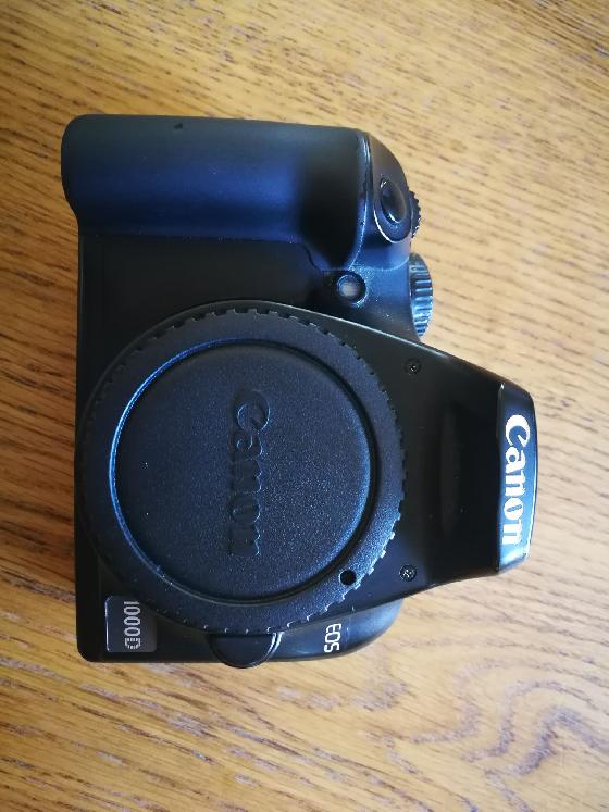 CANON 1000D