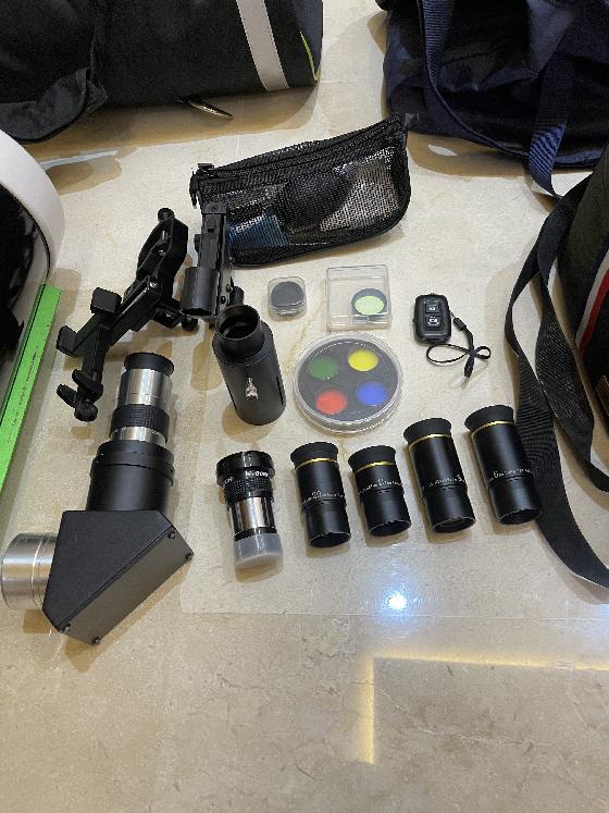 Télescope Maksutov MC 150/1800 SkyMax EQ-5, système goto OnStep, avec accessoires