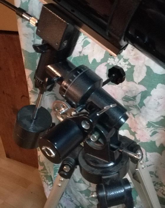 Omegon 130/920 Eq-3 motorisé + accessoires