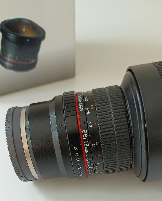Samyang 12mm fisheye monture Sony E 