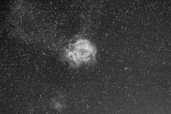 Nebuleuse de la Rosette Ha 600D Samyang 135 24x270s