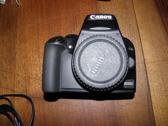 Ensemble CANON 1000D défiltré pour astrophotographie + boite à flats