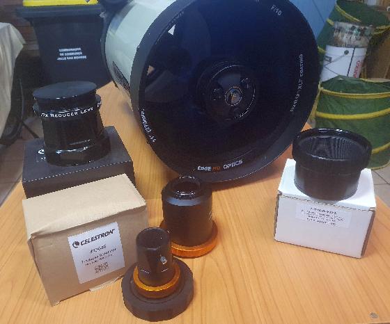 C11 Coté coté avant avec accessoires