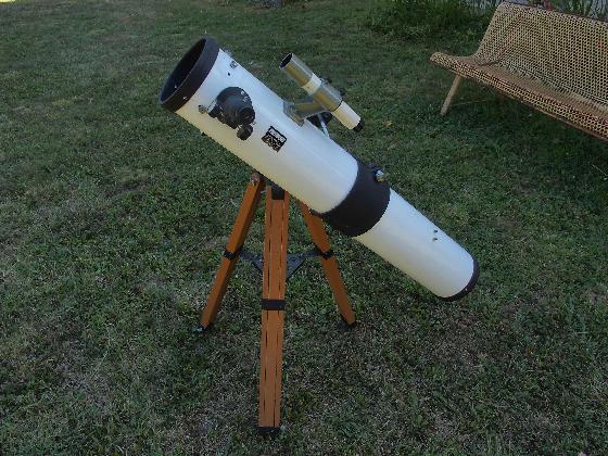 Vends Tél. Newton 114/900