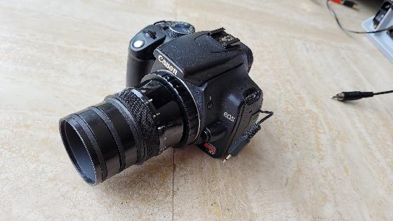 Canon 350D defiltré avec sonde et correcteur Hotech