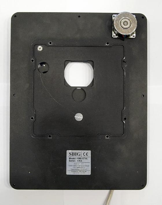 SBIG STXL11002 + Roue à filtres + autoguidage intégré