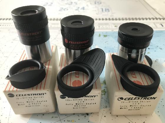 Je vends ces quatre oculaires.