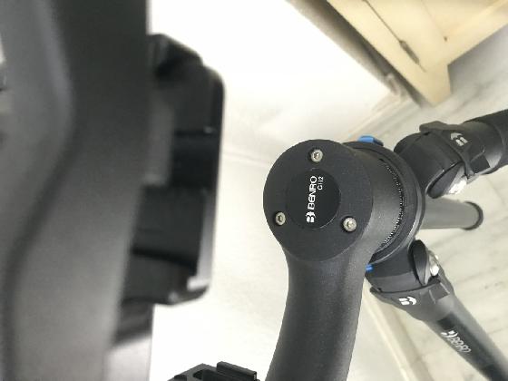 Trépied TMA37AL avec Benro GH2 Gimbal et support binoculaire Swarovski