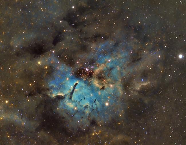 NGC 6823
