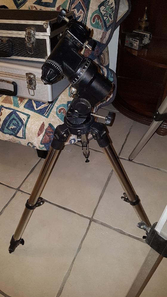 2 montures style eq3