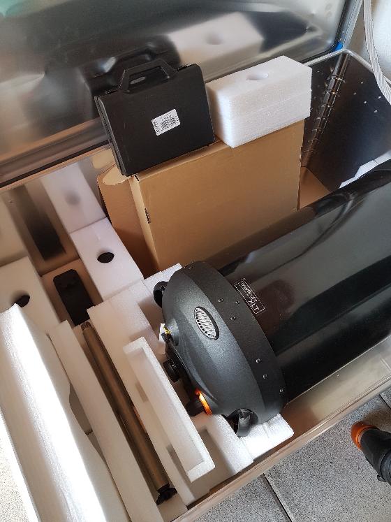 Celestron C14 neuf + monture CGE PRO + Accessoires!