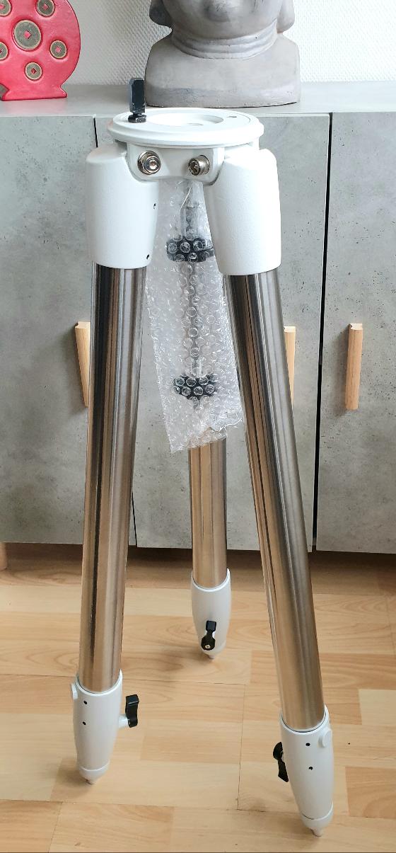 Trépied EQ6 Sky-Watcher 