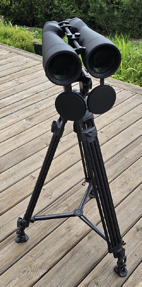 umelles géantes 25x100 APM APO + trépied tête fluide