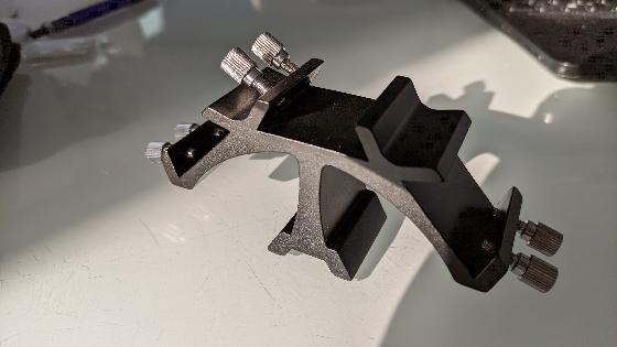 Support triple embases pour chercheurs et accessoires