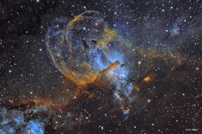 Nébuleuse de la Statue de la Liberté - SHO (RGB stars)