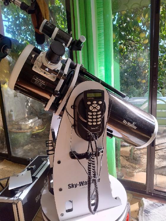 Telescope Flextube 200 mm Goto excellent etat 