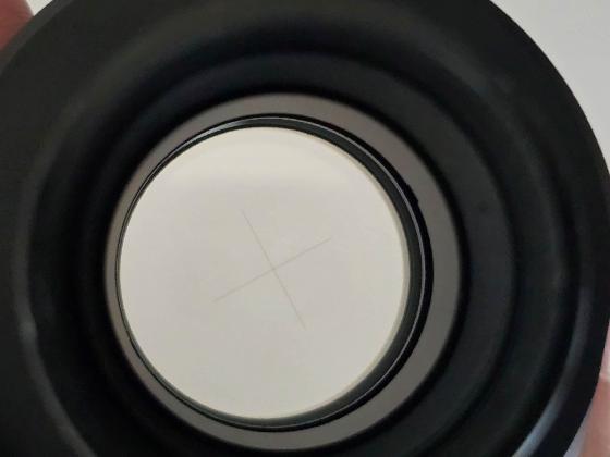 Oculaire réticulé éclairé 20 mm Orion