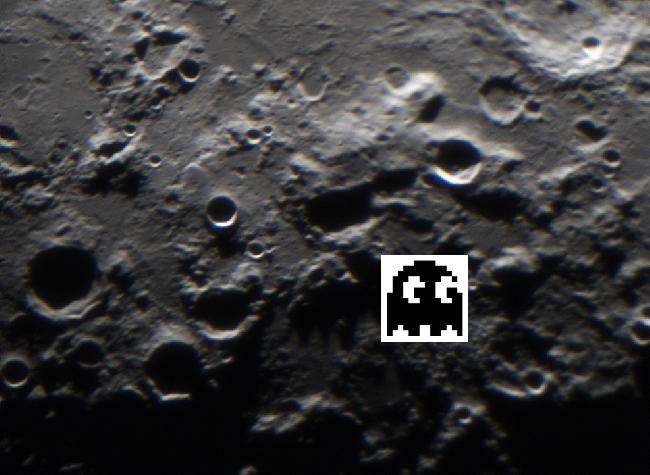Fantôme de pacman lune
