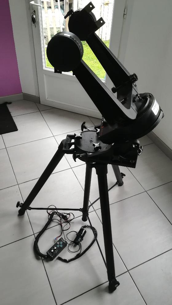 Trépied + table équatoriale + fourche Celestron