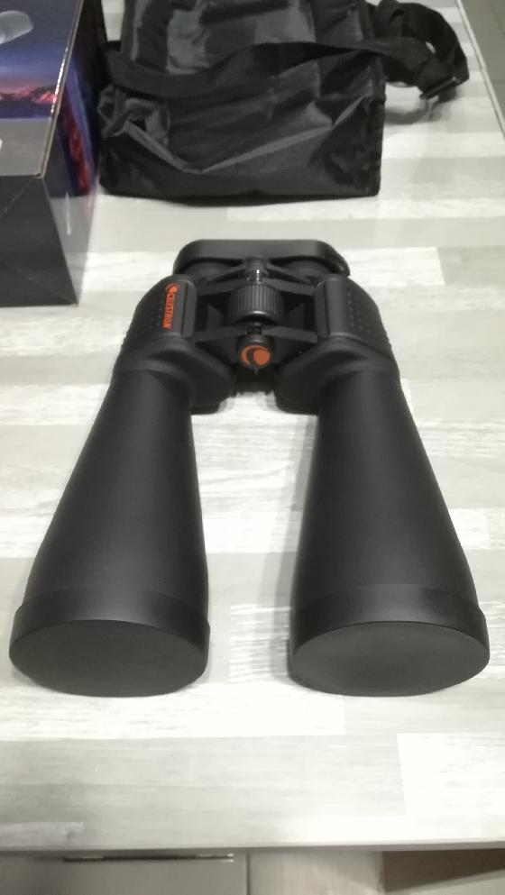Jumelles Celestron 15x70