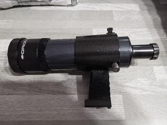 Chercheur droit Orion 9x50