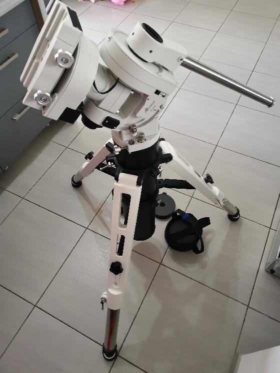 Ioptron CEM60 + trépied colonne Ioptron 