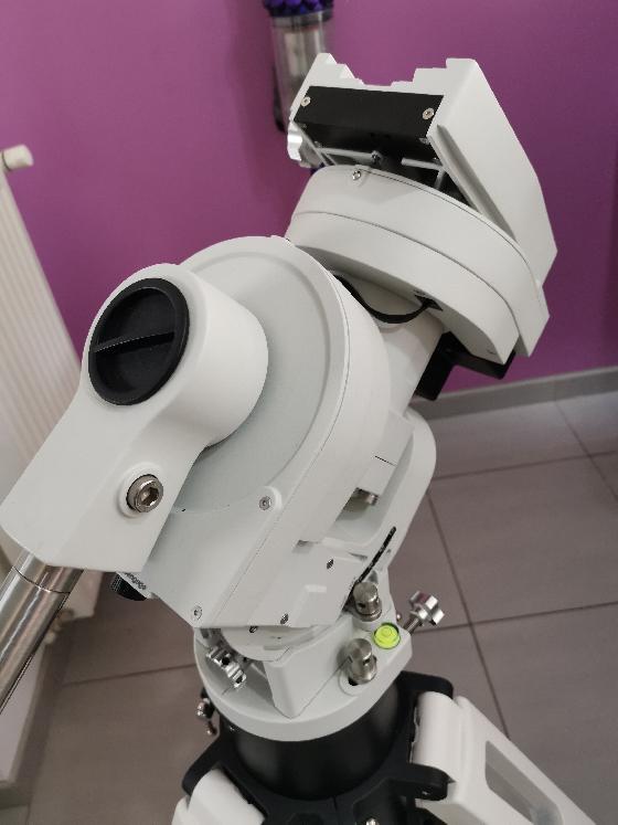 Ioptron CEM60 + trépied colonne Ioptron 