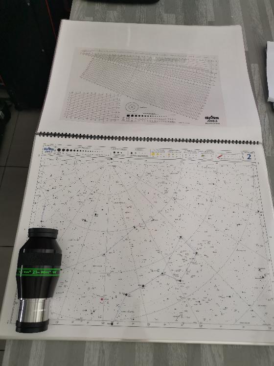 Sky Atlas 2000 version Deluxe