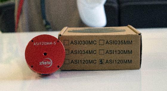 Caméra ZWO ASI 120 MM-S