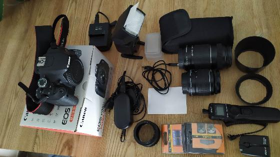 Canon 600D + nombreux accessoires