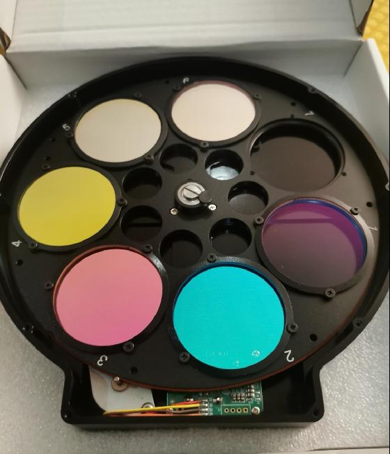 roue à filtres  EFW 7x2 avec filtres Astrodon LRGB HA OIII