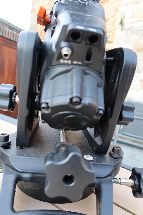 Monture Célestron CGX