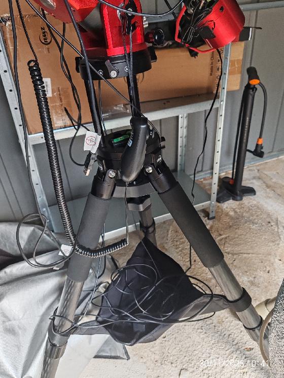 ZWO AM3 avec trépied TC40