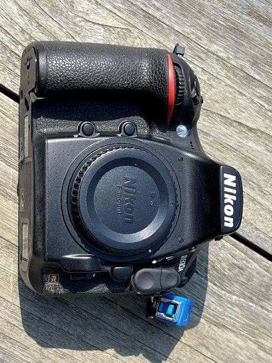 Nikon D810a, belle état, 28.500 décl. 