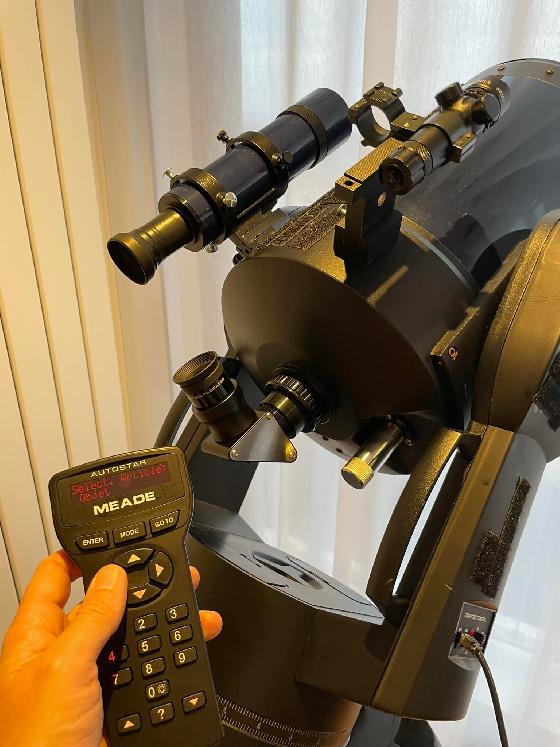 Télescope Meade Lx90 8’’ 203mm F10 avec table équatoriale