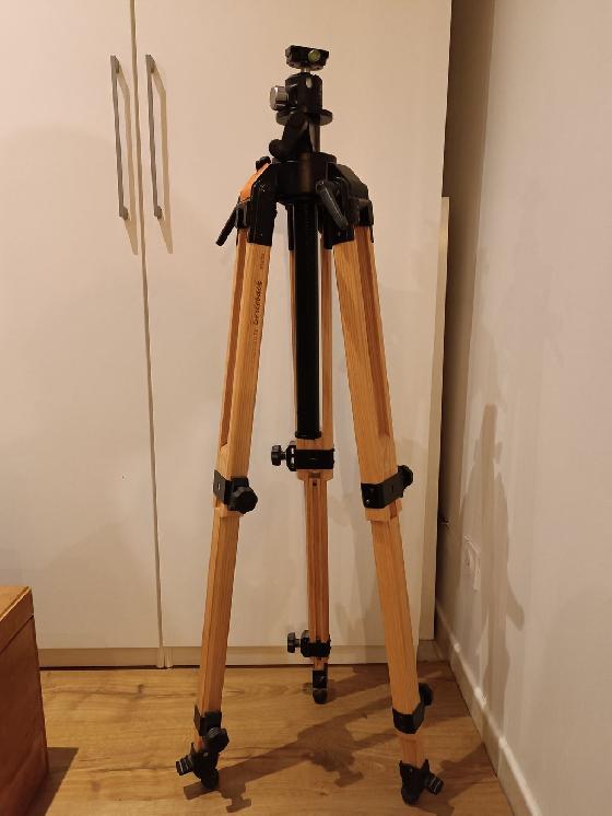 Takahashi FSQ85EQX, Berlebach, Ioptron GEM45, HEQ5, Filtres Antlia, etc...