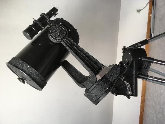Vends Celestron C8 , télescope de Schmidt –Cassegrain