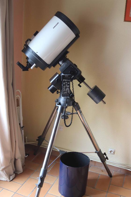 Télescope MEADE D=254 mm