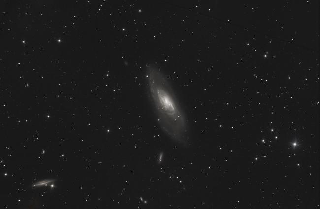 M 106