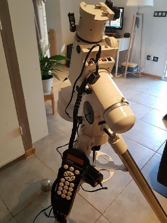 Sky-Watcher HEQ5 Pro avec Kit Poulies/Courroies Rowan Astro.