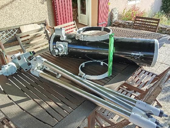 Skywatcher 200p Monture motorisée EQ5