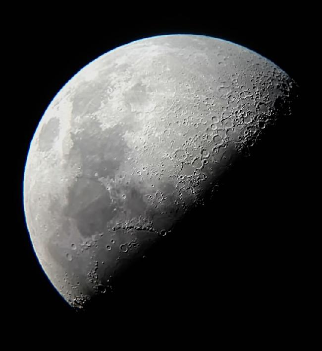 Lune du 1er avril 2020