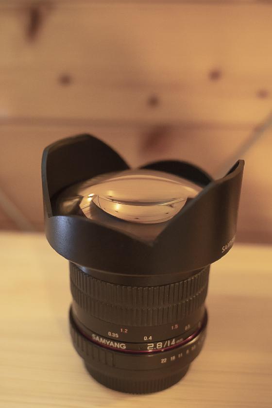 Samyang 14mm + 8mm (fish eye) monture CANON